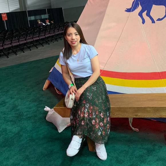 Meet your Posher, Bernadette - Picture 1 of 1